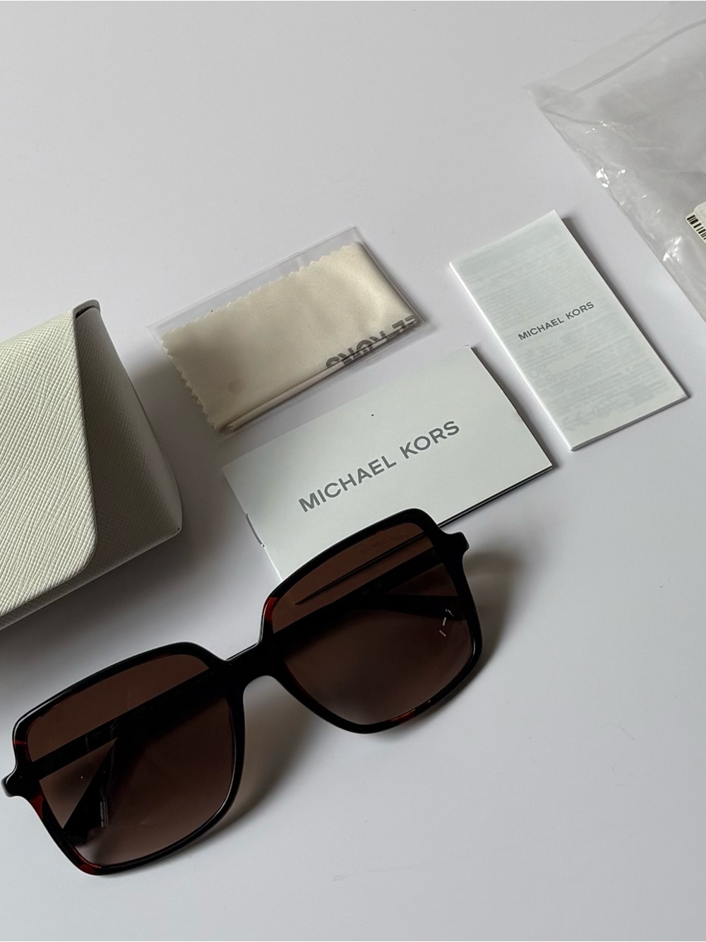 🕶️New MK M Kors sunglasses $50